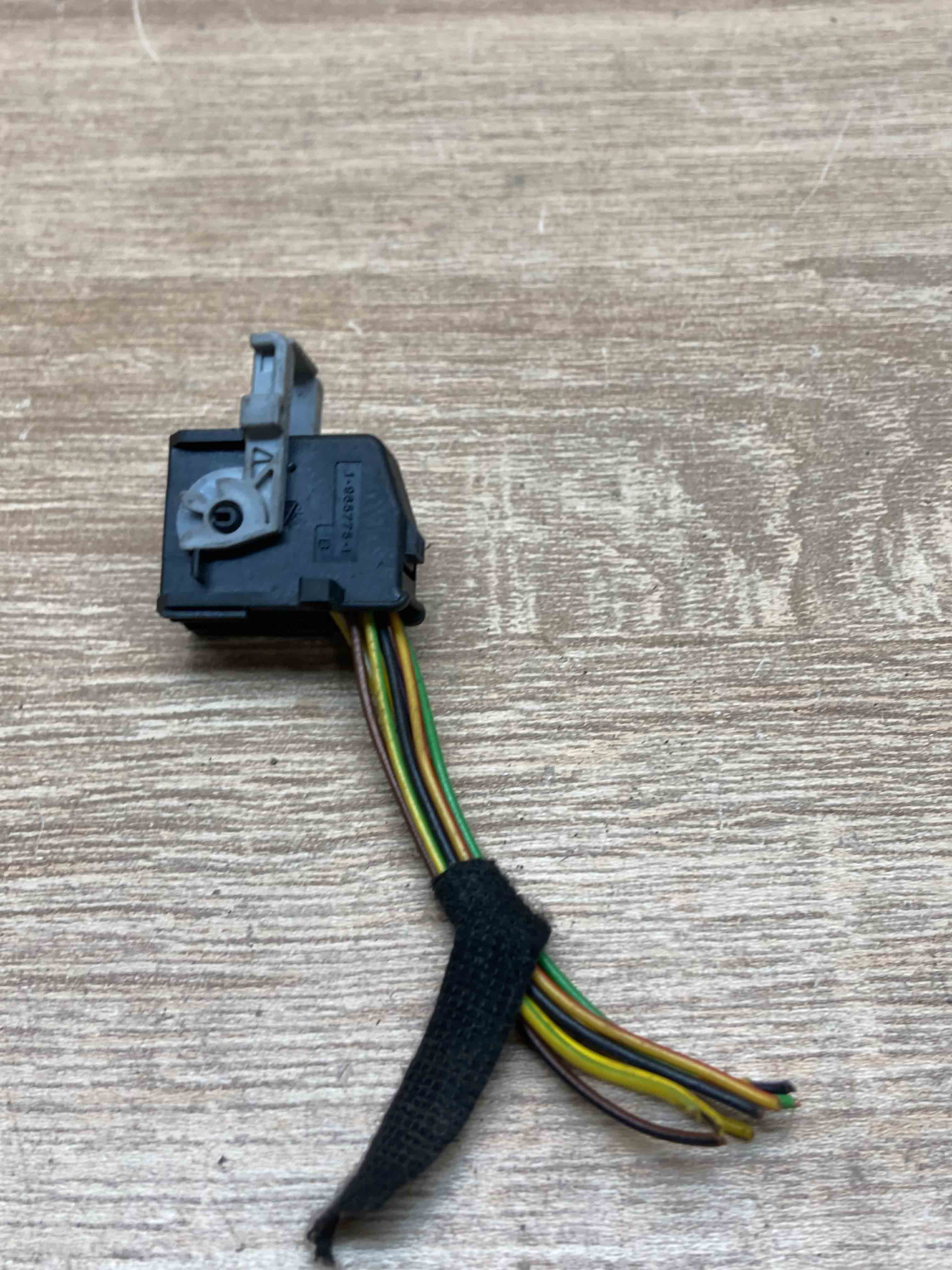 8364646 Tyco BMW E Series Engine ECU Connector Plug Socket for 