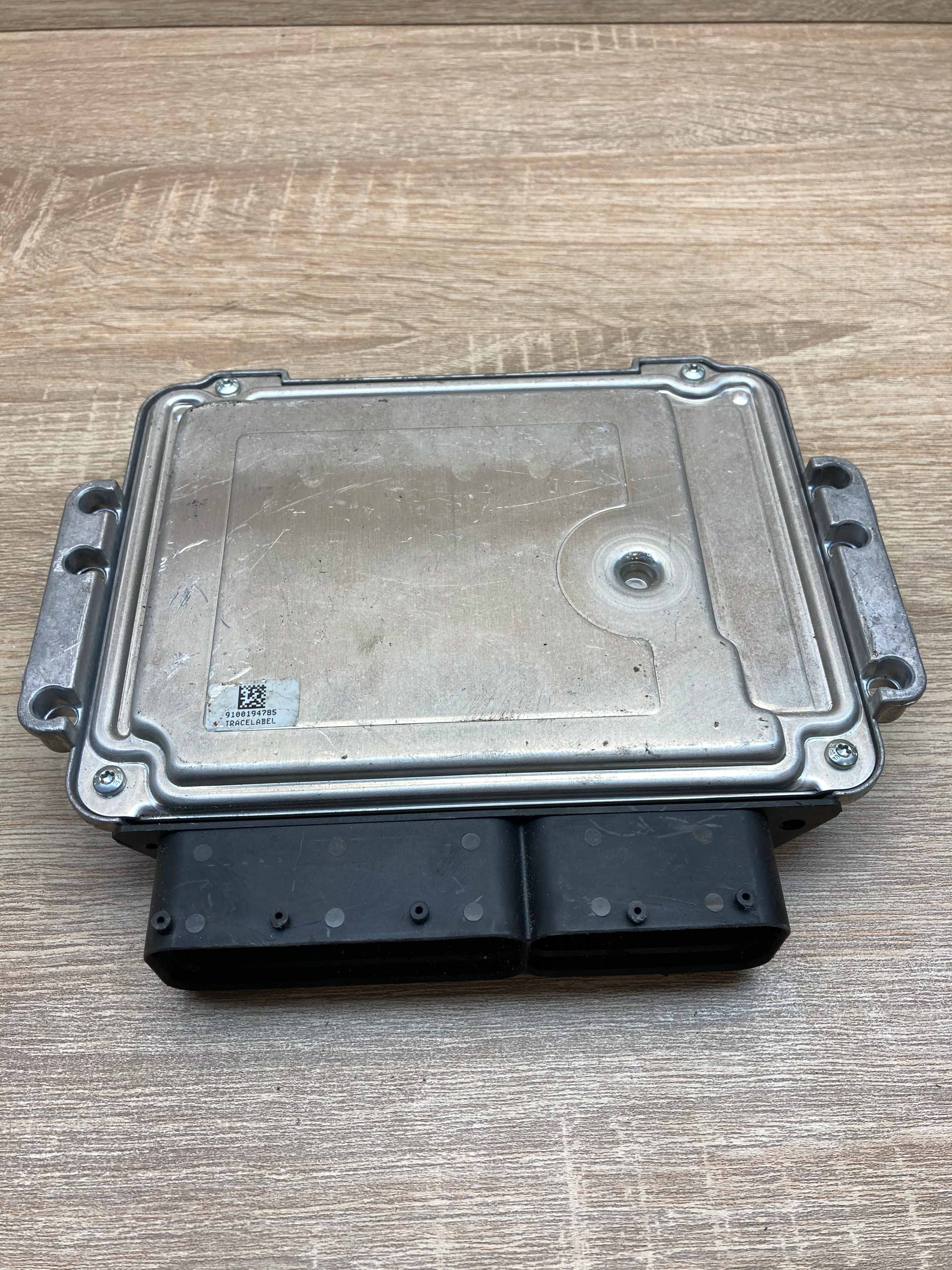 39114 27345 0281013420 Motor ECU Engine Module Unit 39117 27345 
