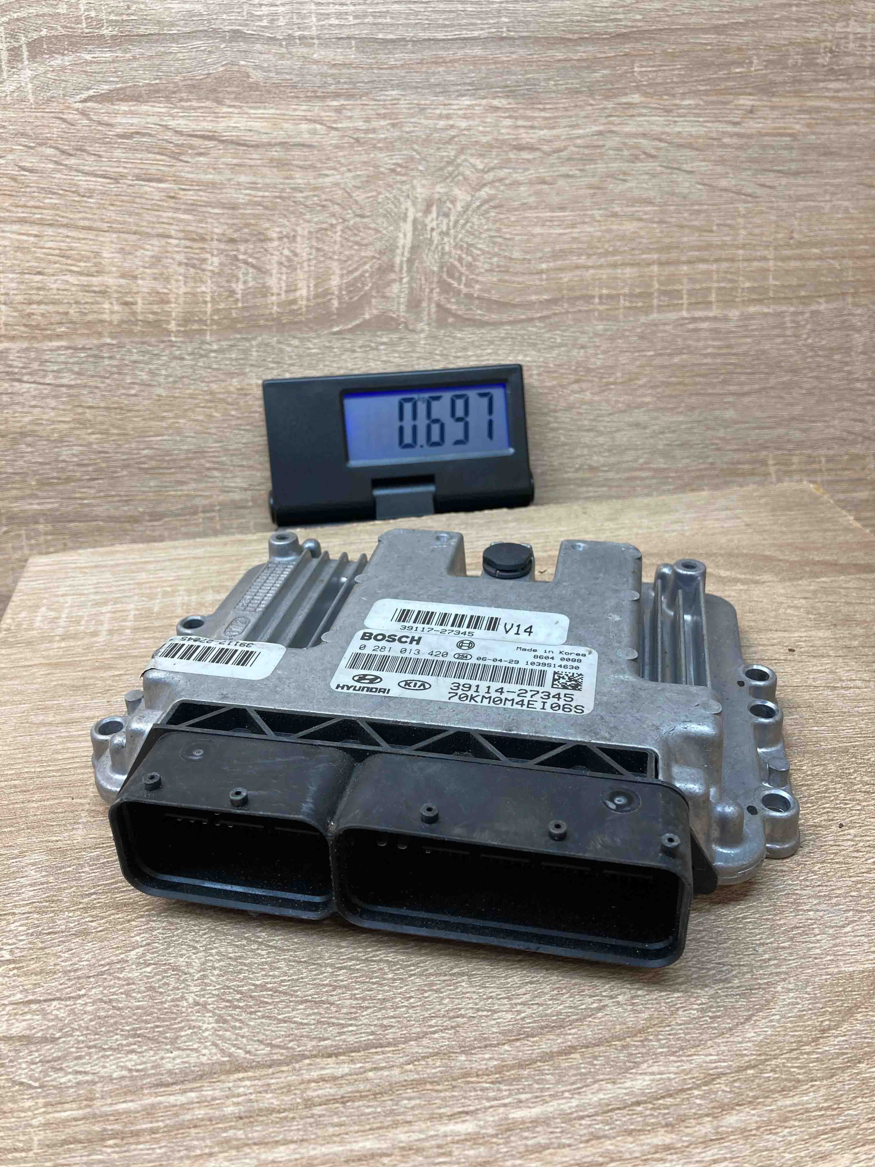 39114 27345 0281013420 Motor ECU Engine Module Unit 39117 27345 