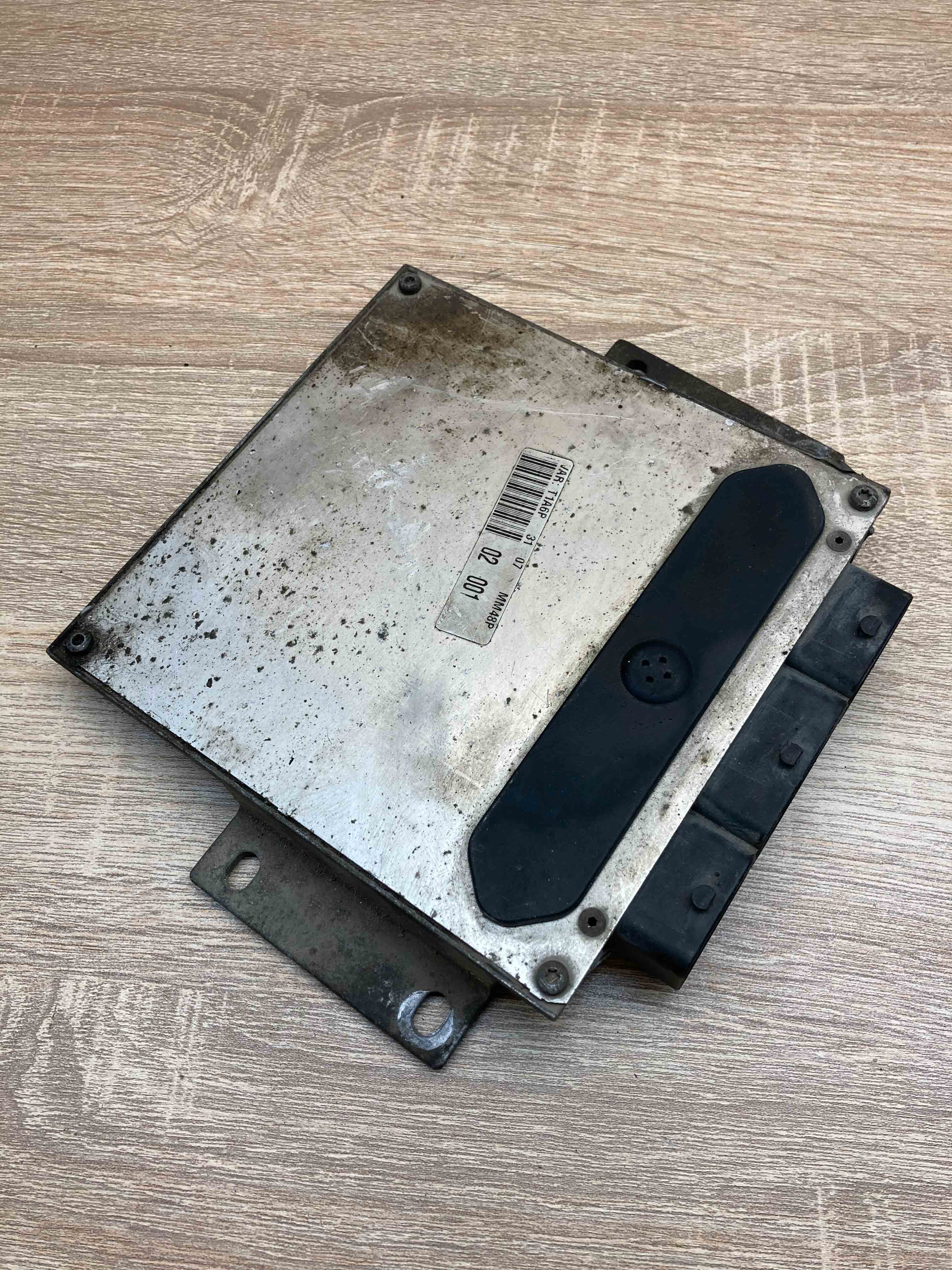9644925780 9643707380 Peugeot 206 Motor ECU Engine Module Unit 