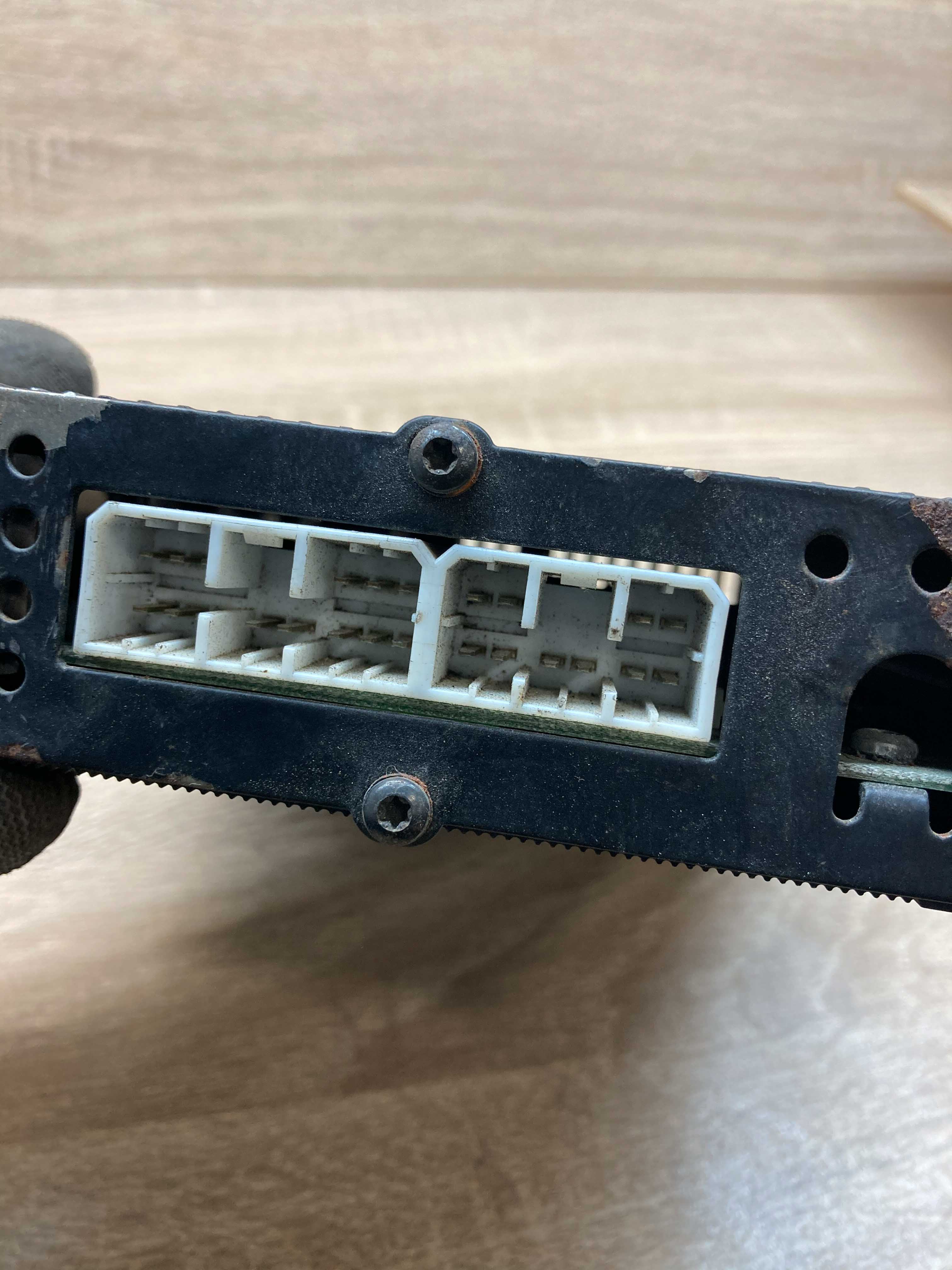 56007653AC Chrysler AMPLIFIER SOUND AUDIO SYSTEM Genuine OE | eBay