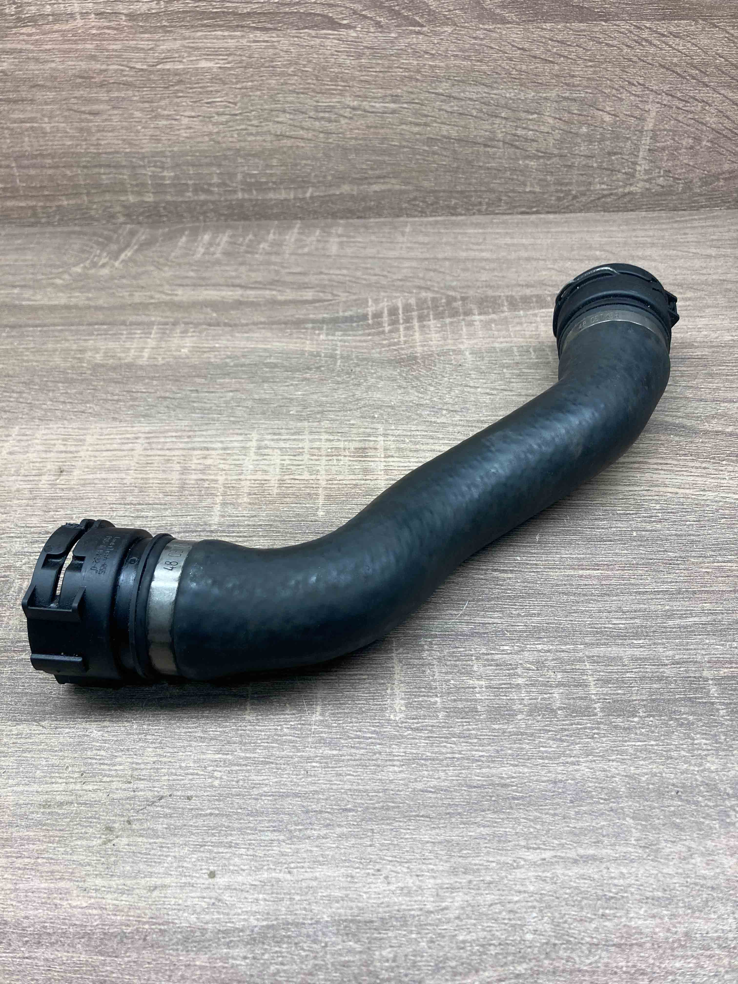 22{48865} 48 BMW 5 Series E39 Cooling radiator water hose pipe