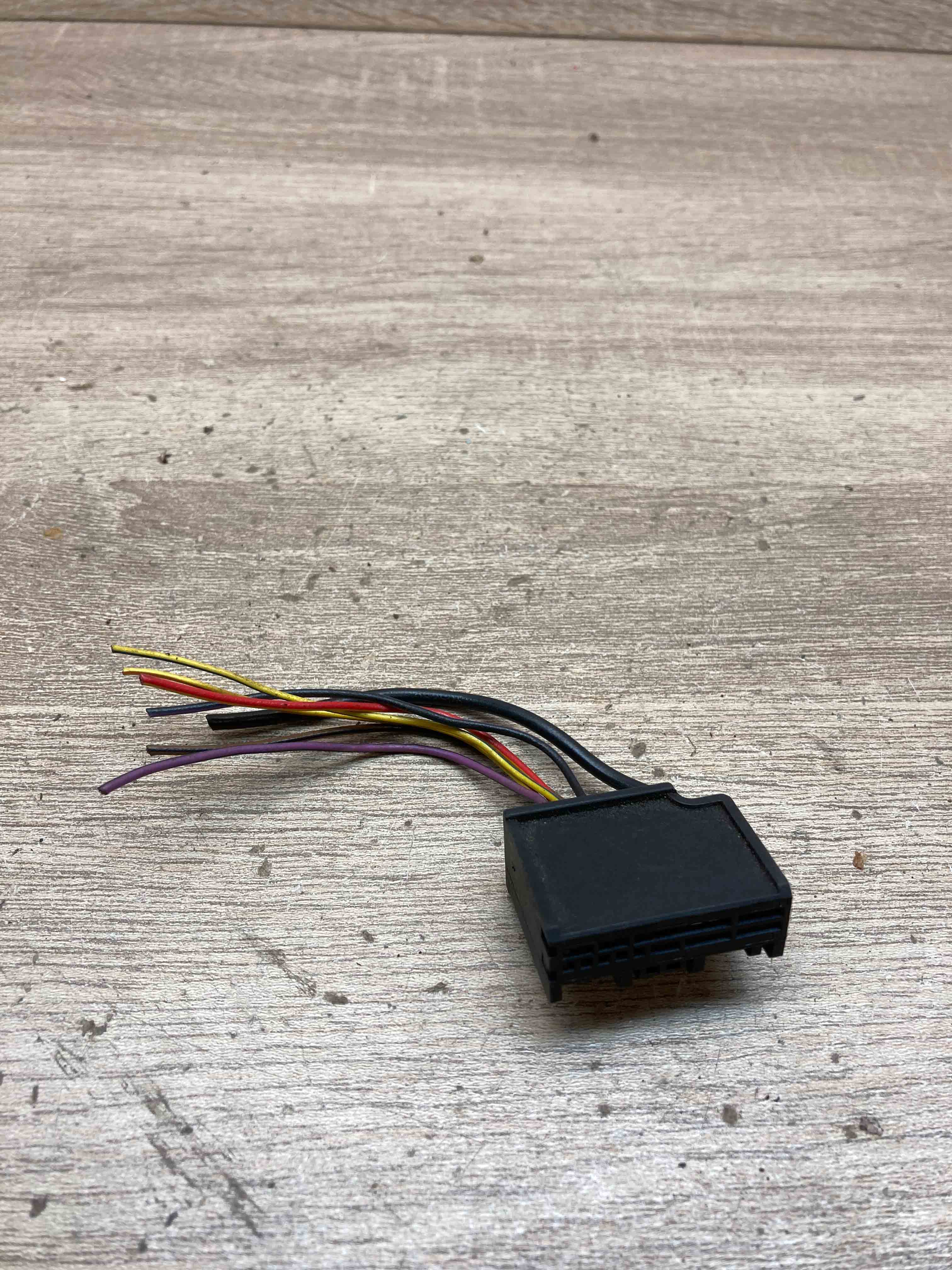 8369669 1 968114 1 BMW Connector Plug Unit Computer Wire Socket OE 4023【コンプレックスガーデンズ】二つ折り財布ブラック×チョコ『新品』