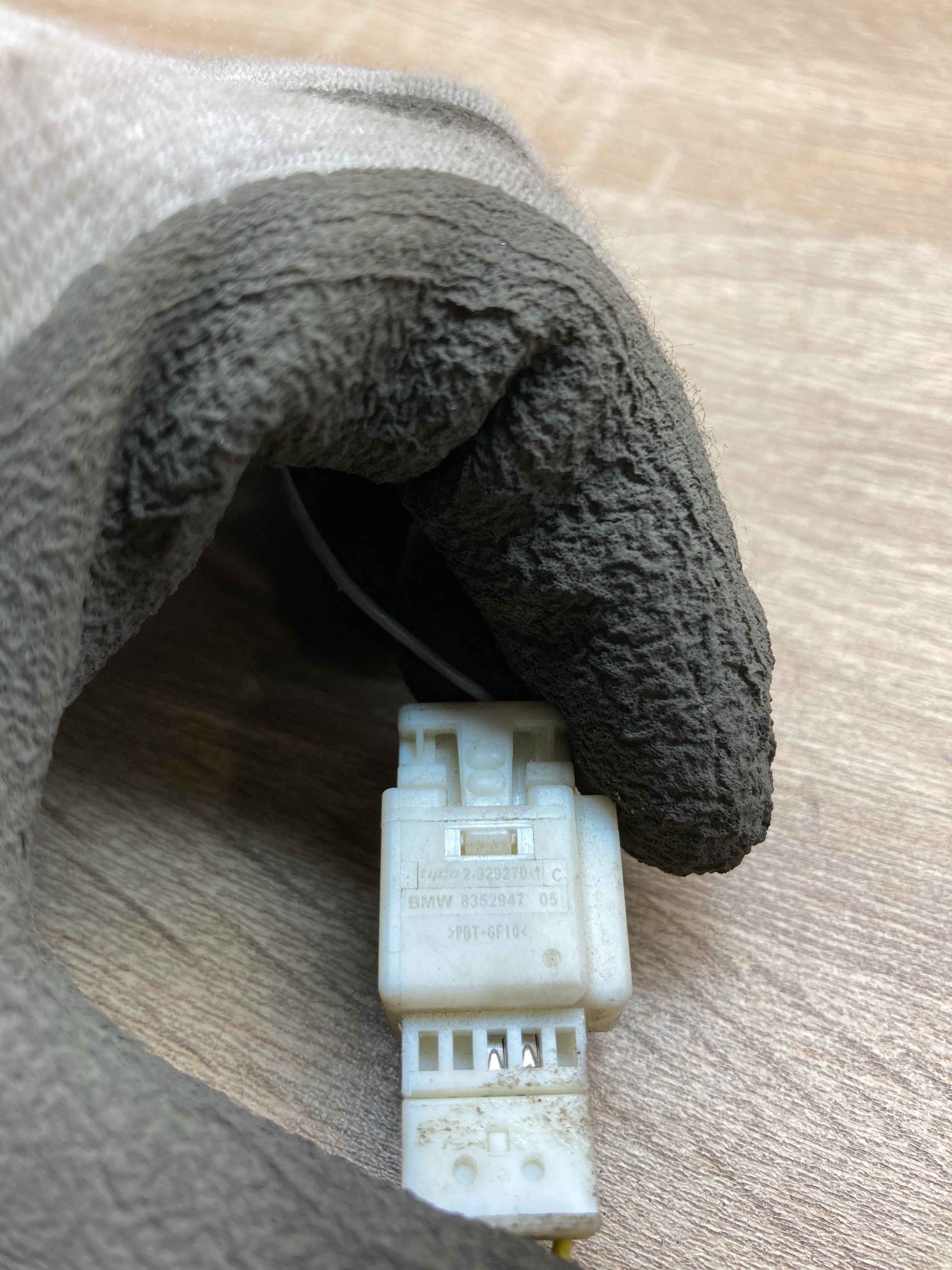 8352947 2 929270 1 BMW Stecker Einheit Computer Draht Buchse Tyco 